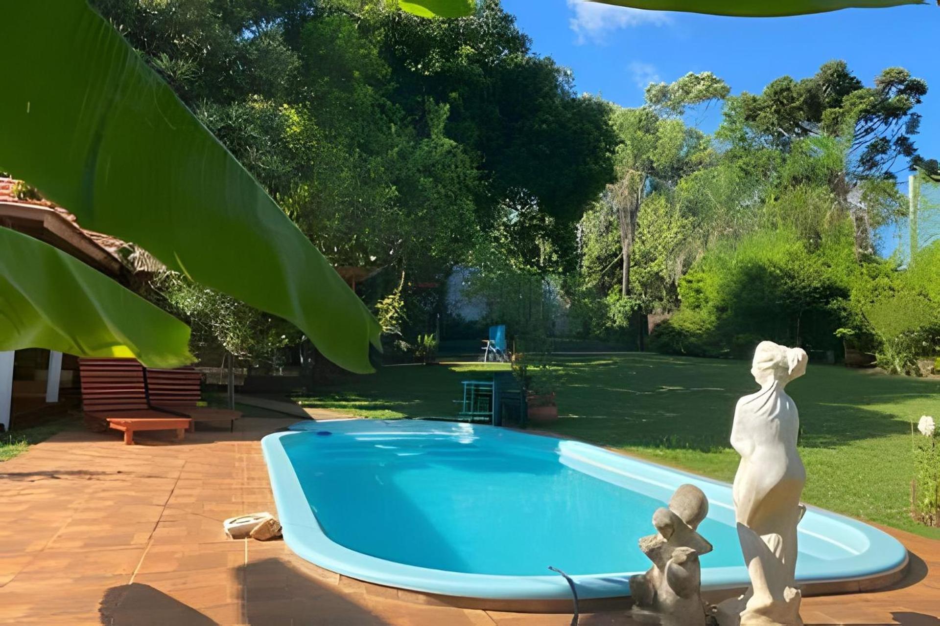 Cabanas Con Piscina En La Entrada De โอเบรา ภายนอก รูปภาพ